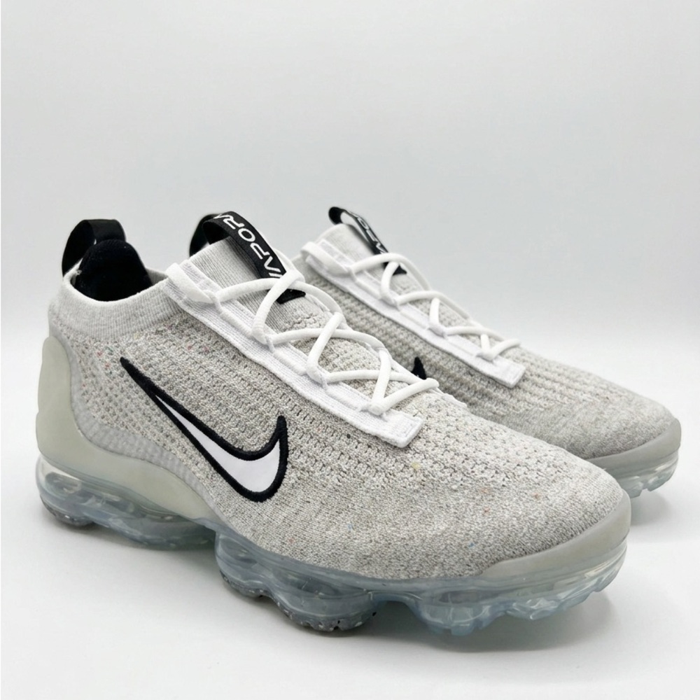 Nike White and Gray Sneakers